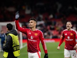 Ruben Amorim membela Casemiro yang bersikeras pemain Brasil