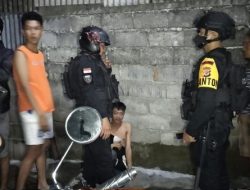 Demi Konten Dua Pelajar Tasikmalaya Ugal-ugalan di Jalan Raya Berakhir Diciduk Polisi