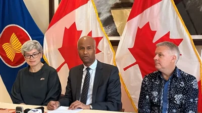 Respons Ancaman Tarif Trump