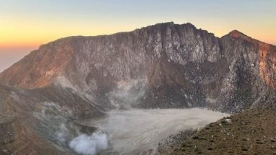 Aktivitas Gunung Egon